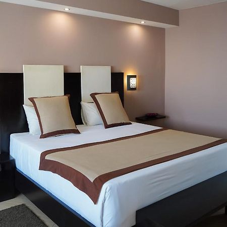 Cafe De Rome Hotel Dakar Eksteriør billede